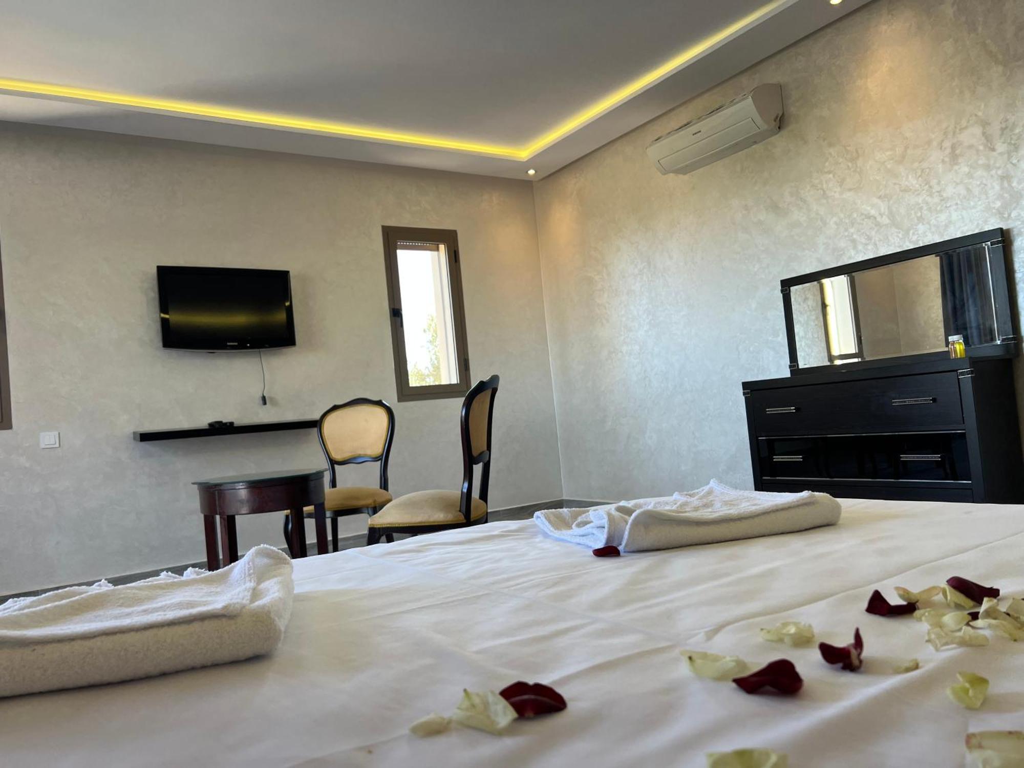 Hotel Dar Fatima Tamazouzt Tamazouzte  Esterno foto